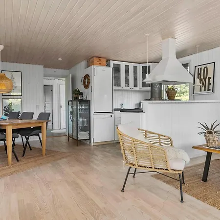Stunning Home In Egernsund With Wifi بيت للعطل *